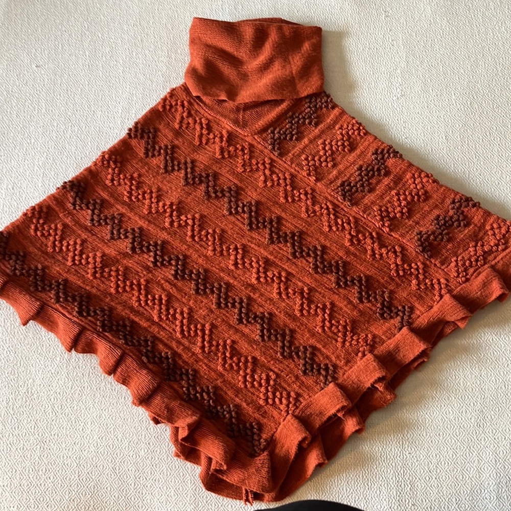Soft Boho Burnt Orange Knitted Poncho, One-Size